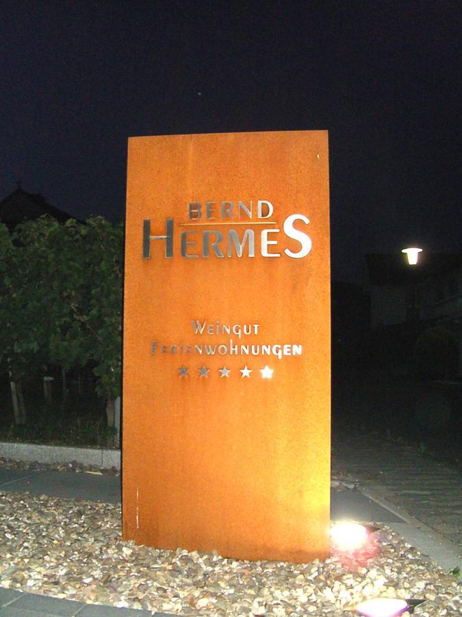 Weingut Bernd Hermes Kröv Exterior foto